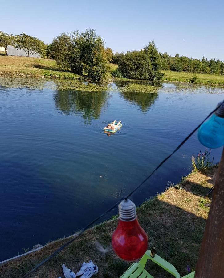 Détente au bord du Loir - Gîte 2 Les Roches-l'Eveque Extérieur photo