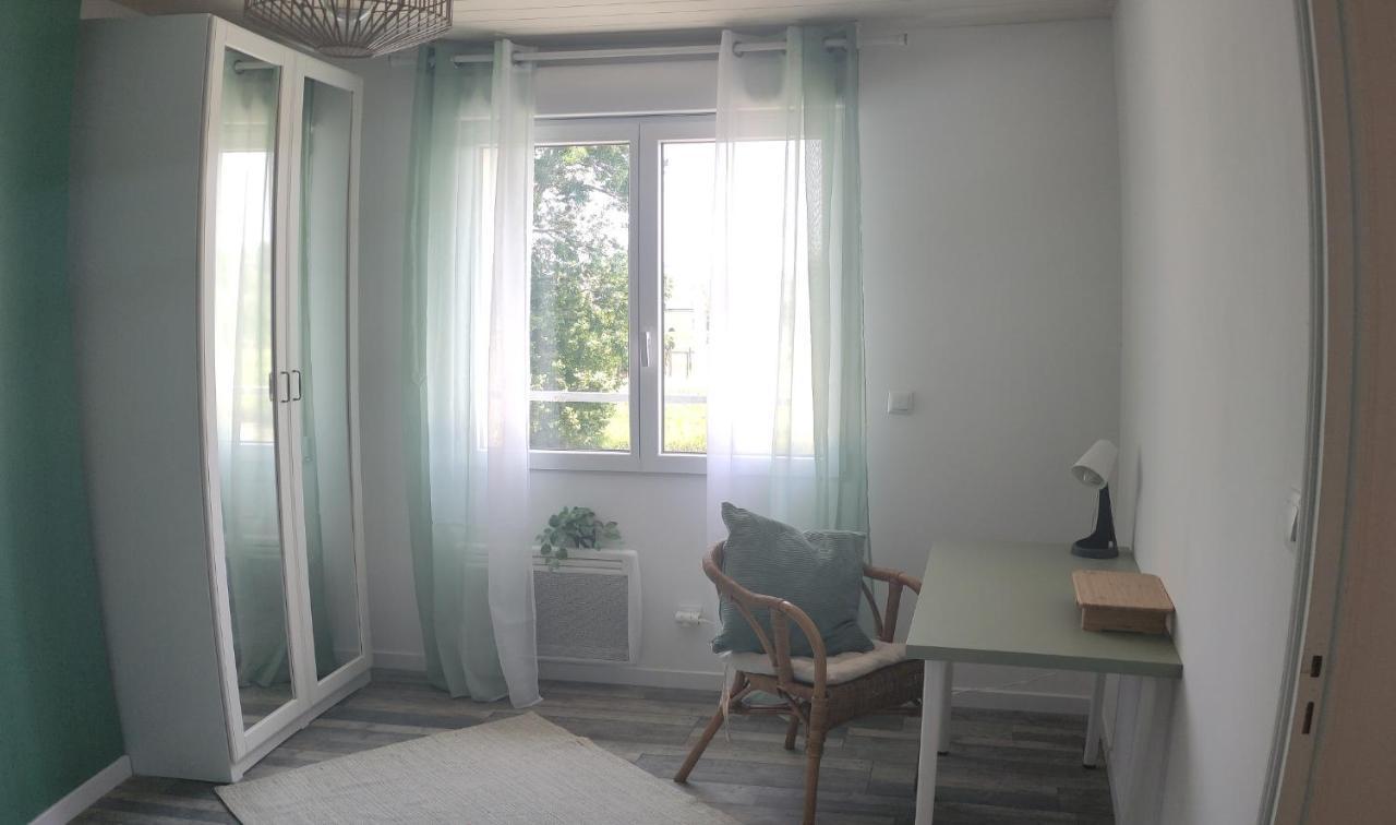 Détente au bord du Loir - Gîte 2 Les Roches-l'Eveque Extérieur photo